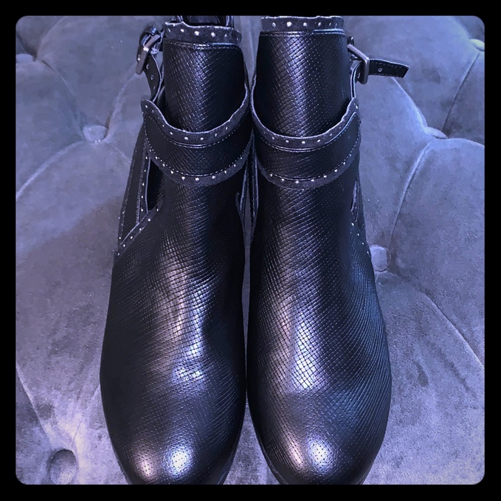 Coconuts by Matisse ankle boots